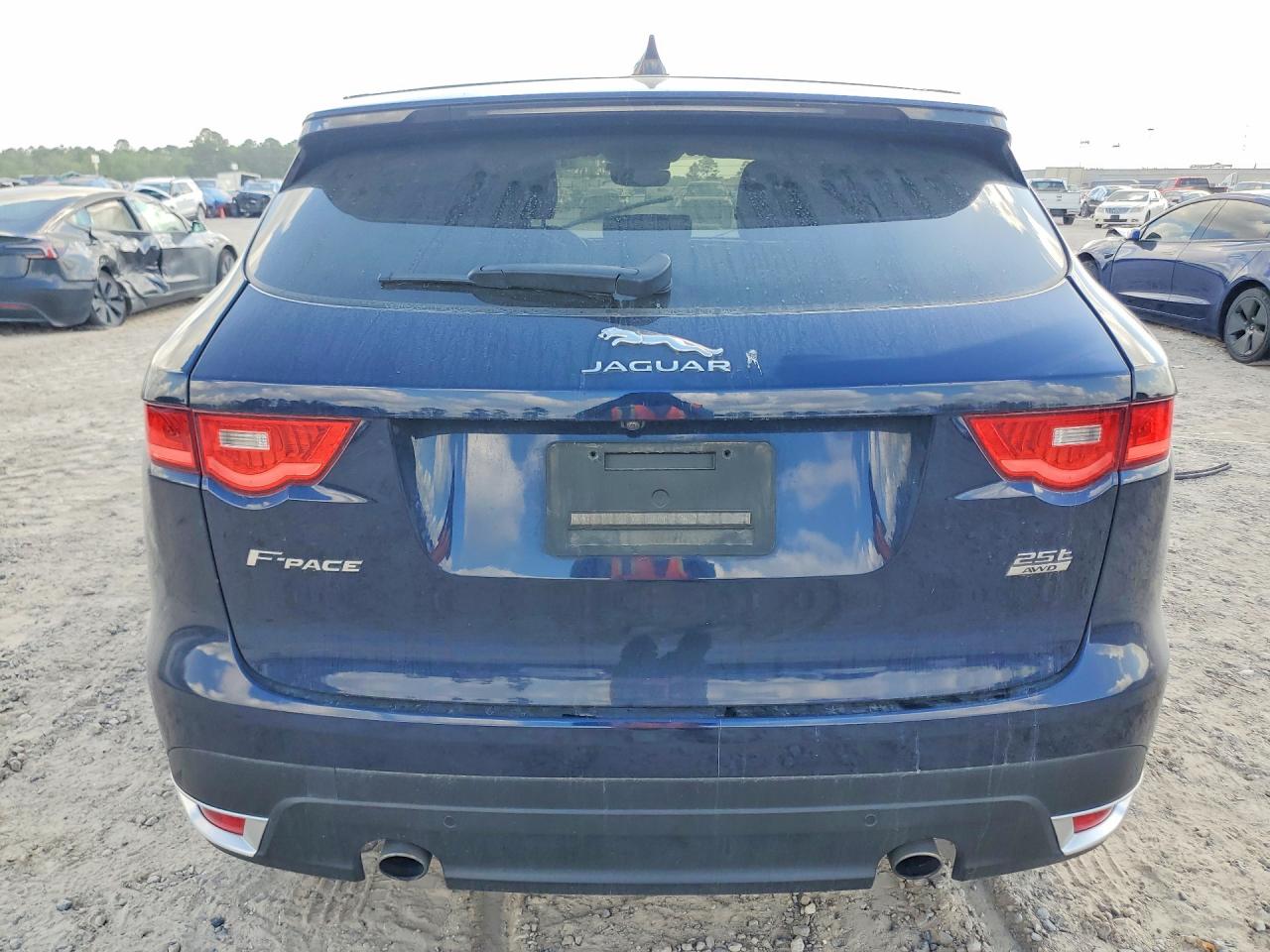Jaguar F-PACE Premium