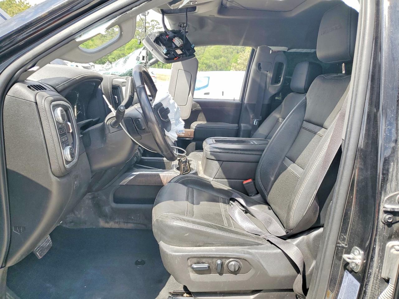 GMC Sierra K3500 Denali