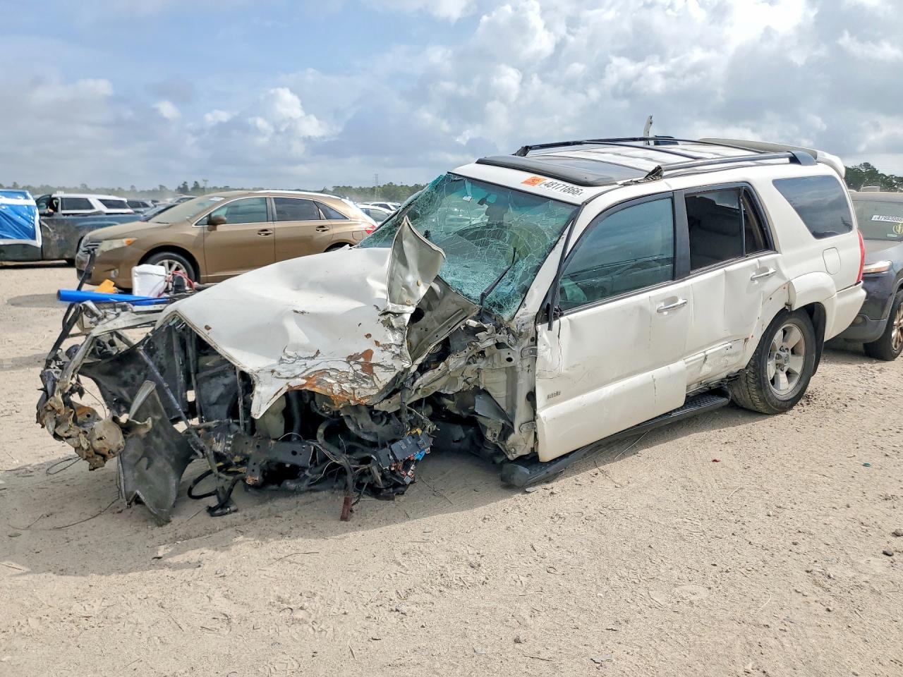 Salvage Toyota 4Runner Image
