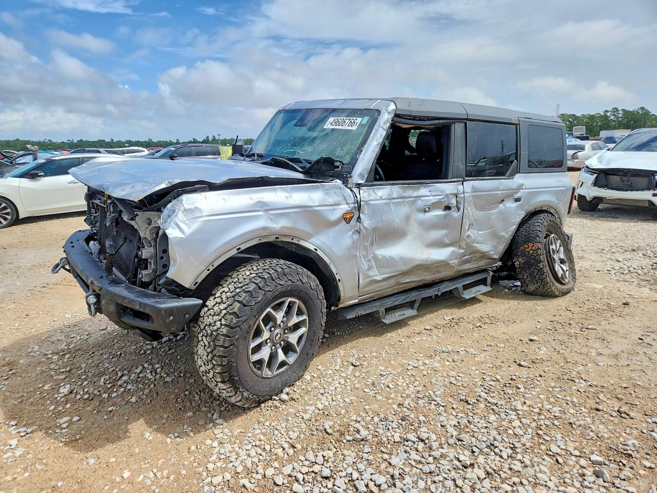 Salvage Ford Bronco Image
