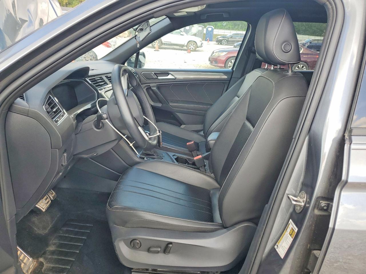 Volkswagen Tiguan Se R-line Black