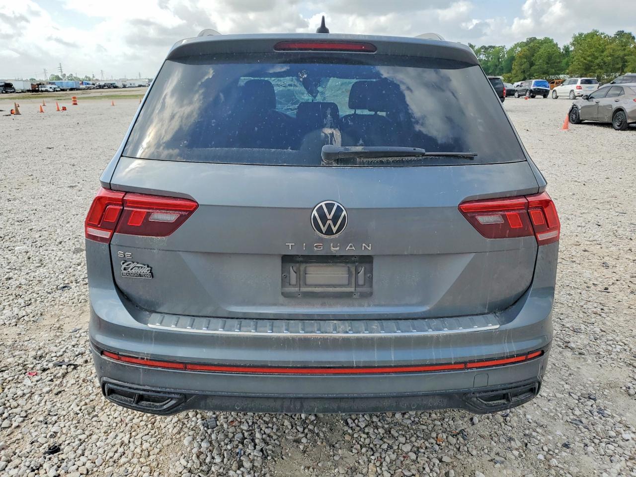 Volkswagen Tiguan Se R-line Black