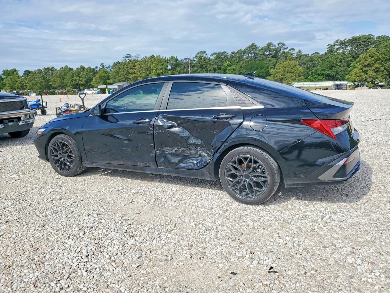 Hyundai ELANTRA Sel