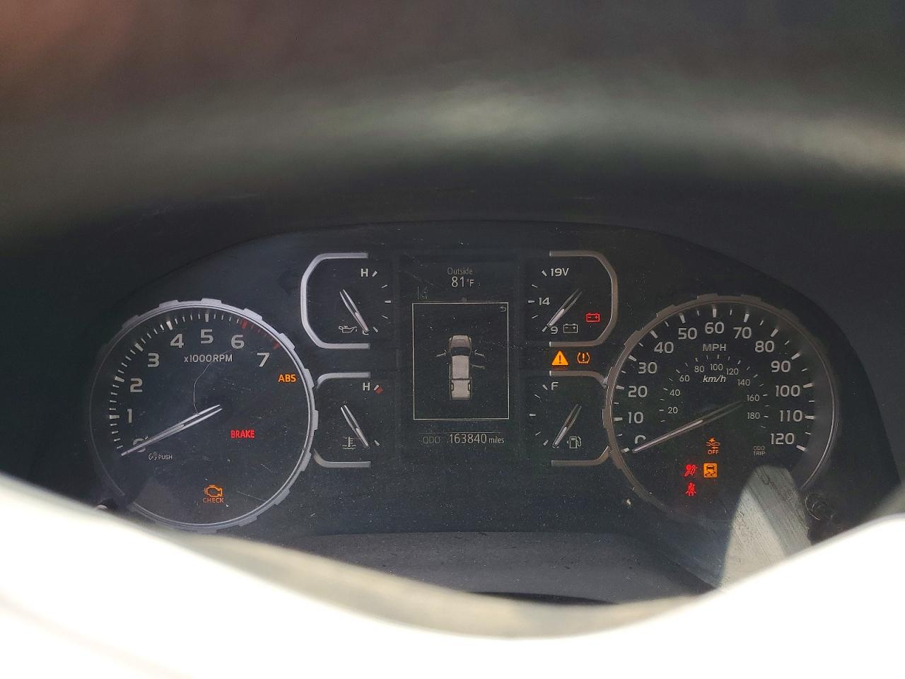 Toyota Tundra Crewmax Sr5