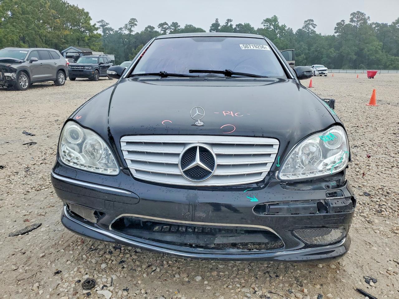 Mercedes-Benz S-Class 430