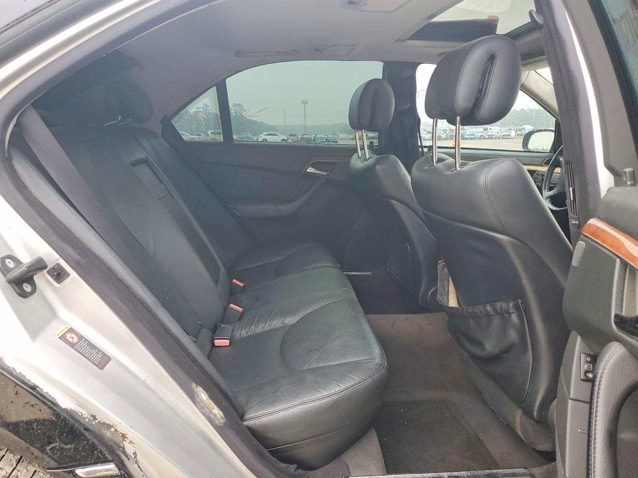 Mercedes-Benz S-Class 430