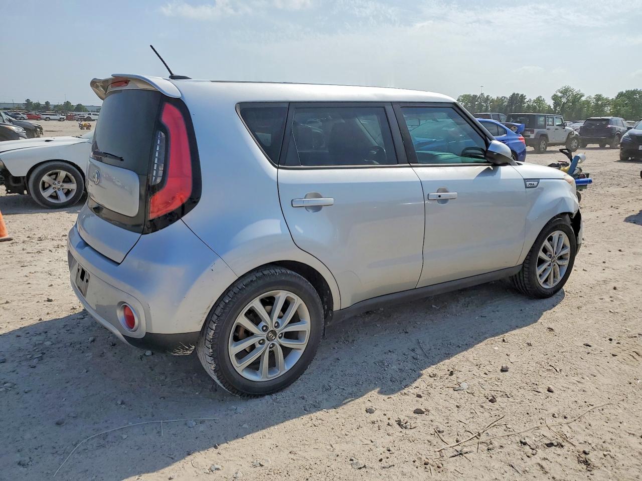 Kia Soul +