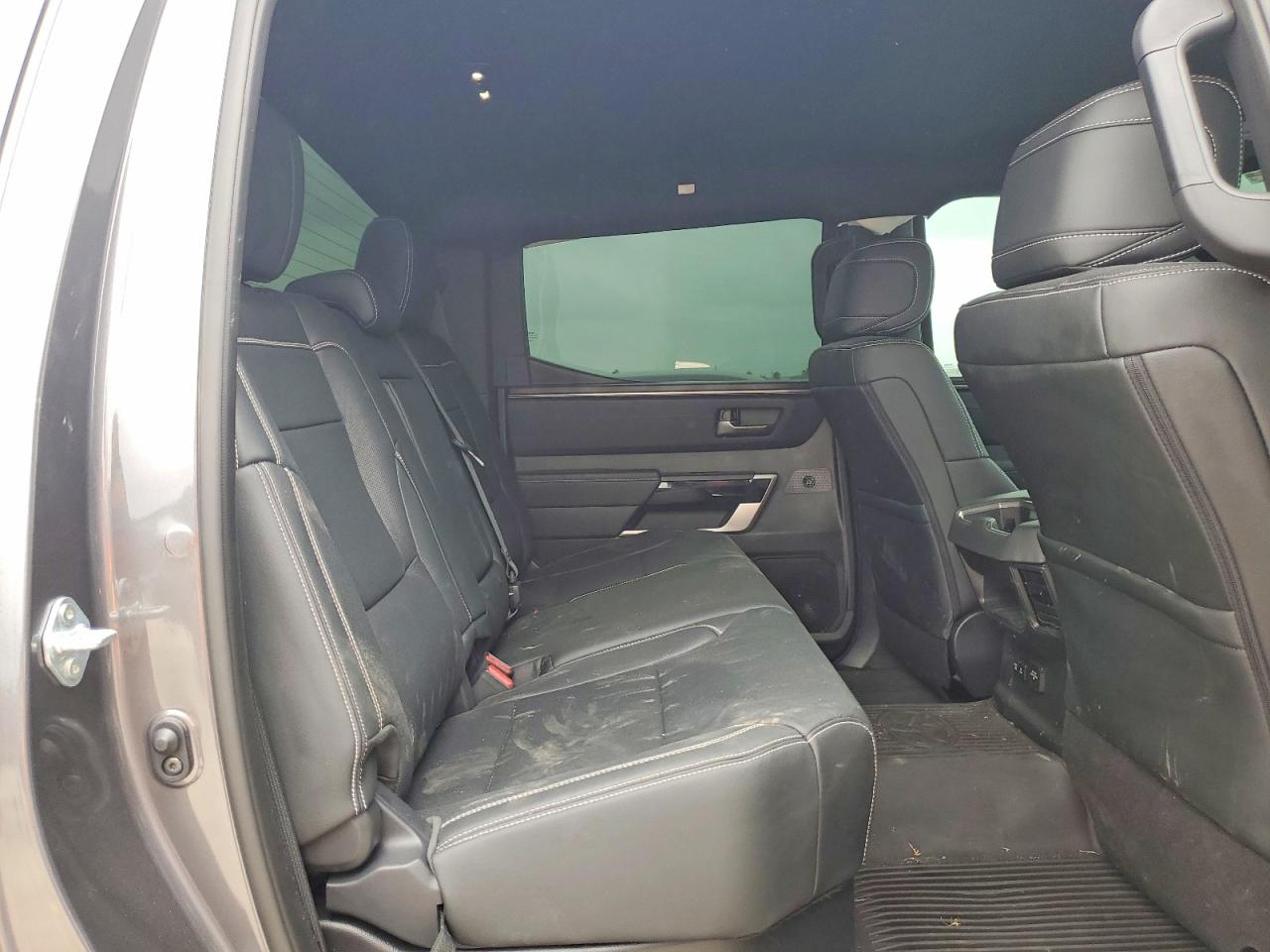 Toyota Tundra Crewmax Limited