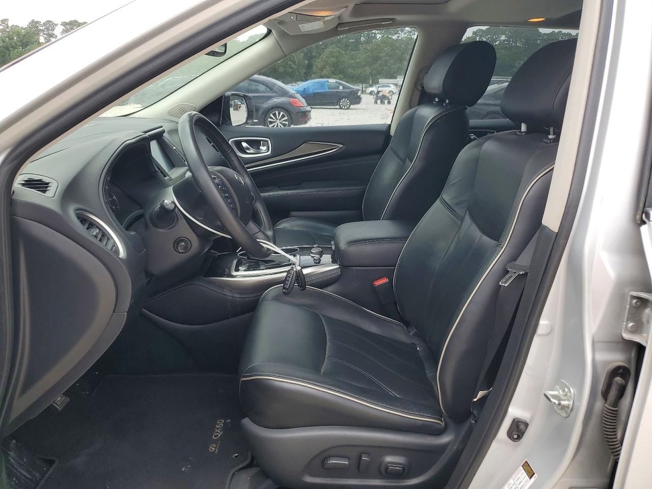 INFINITI Qx Base