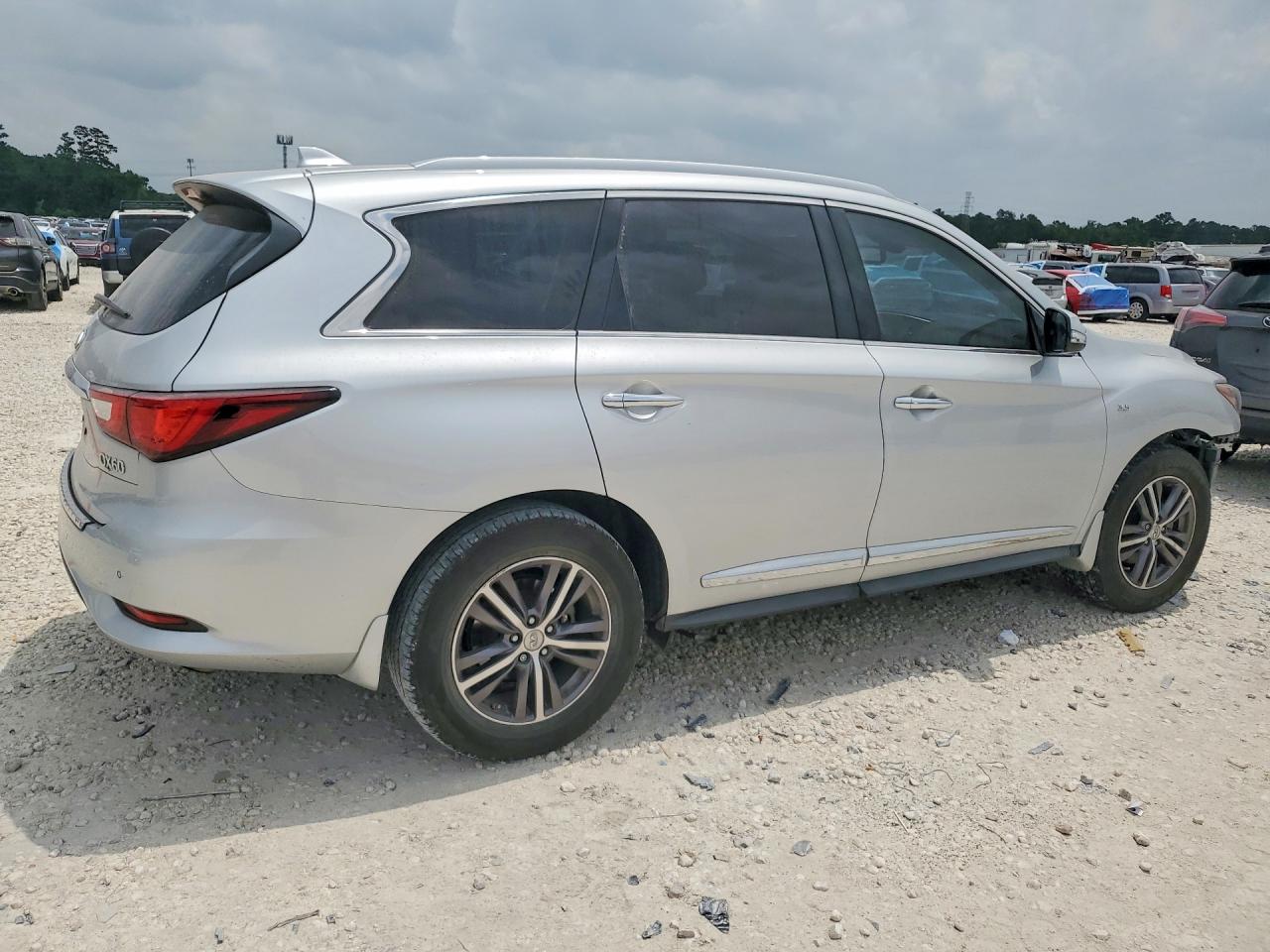 INFINITI Qx Base