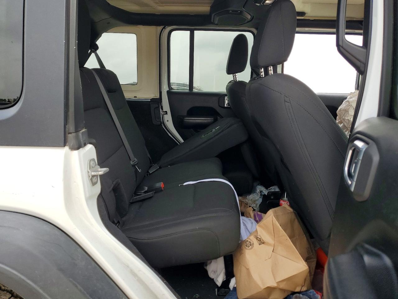 Jeep Wrangler Sport
