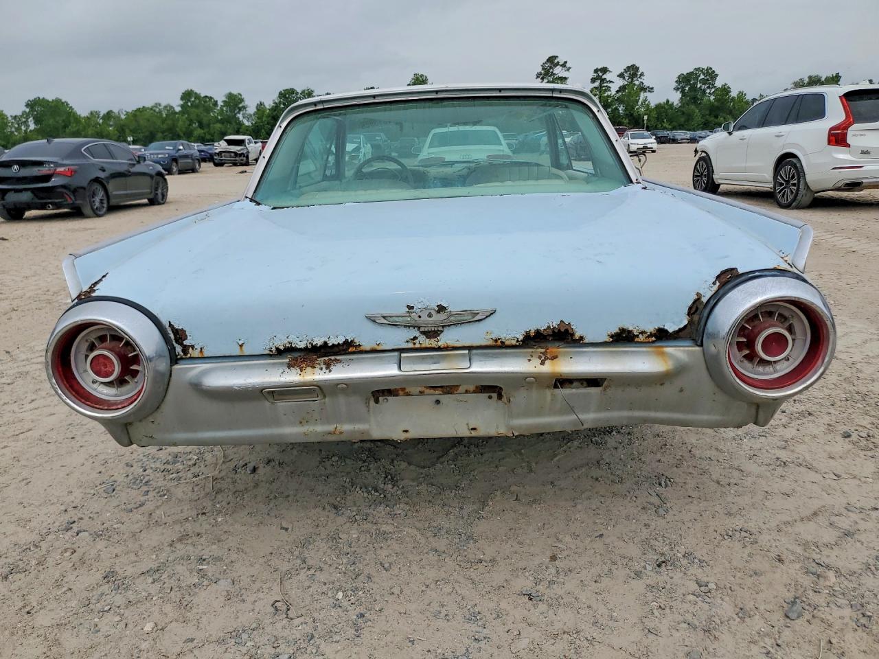 Ford Thunderbird