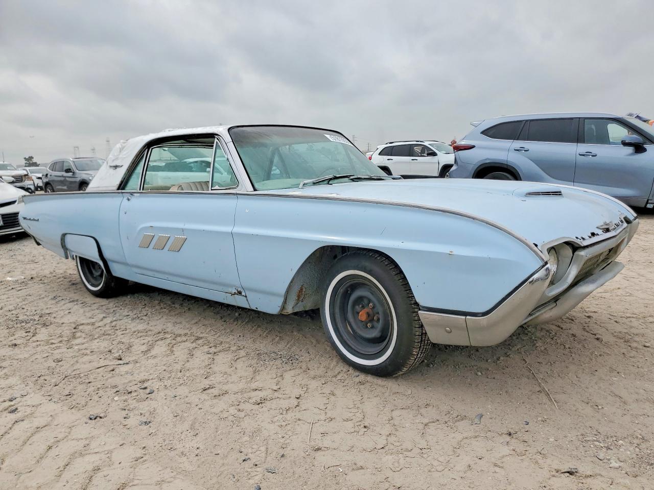 Ford Thunderbird