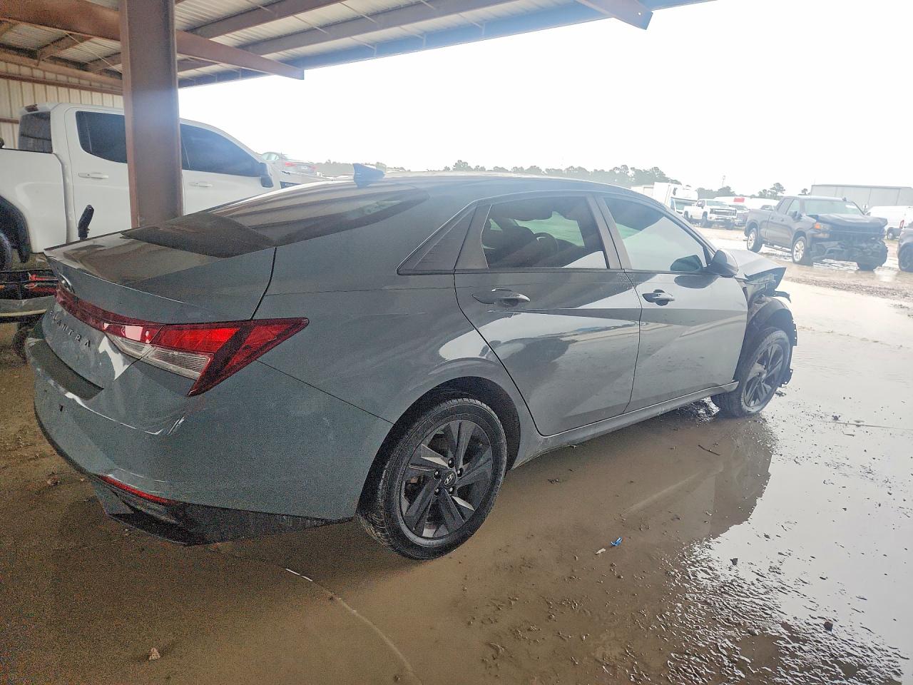 Hyundai ELANTRA Sel