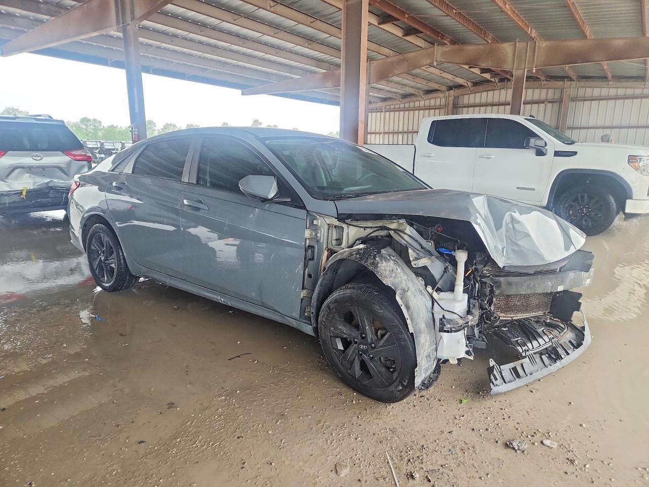 Hyundai ELANTRA Sel