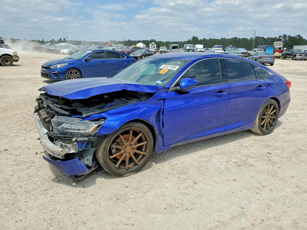 Salvage Honda Accord Image
