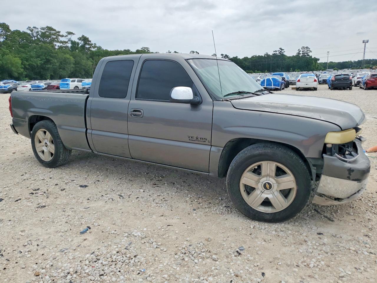 Chevrolet Silverado C1500