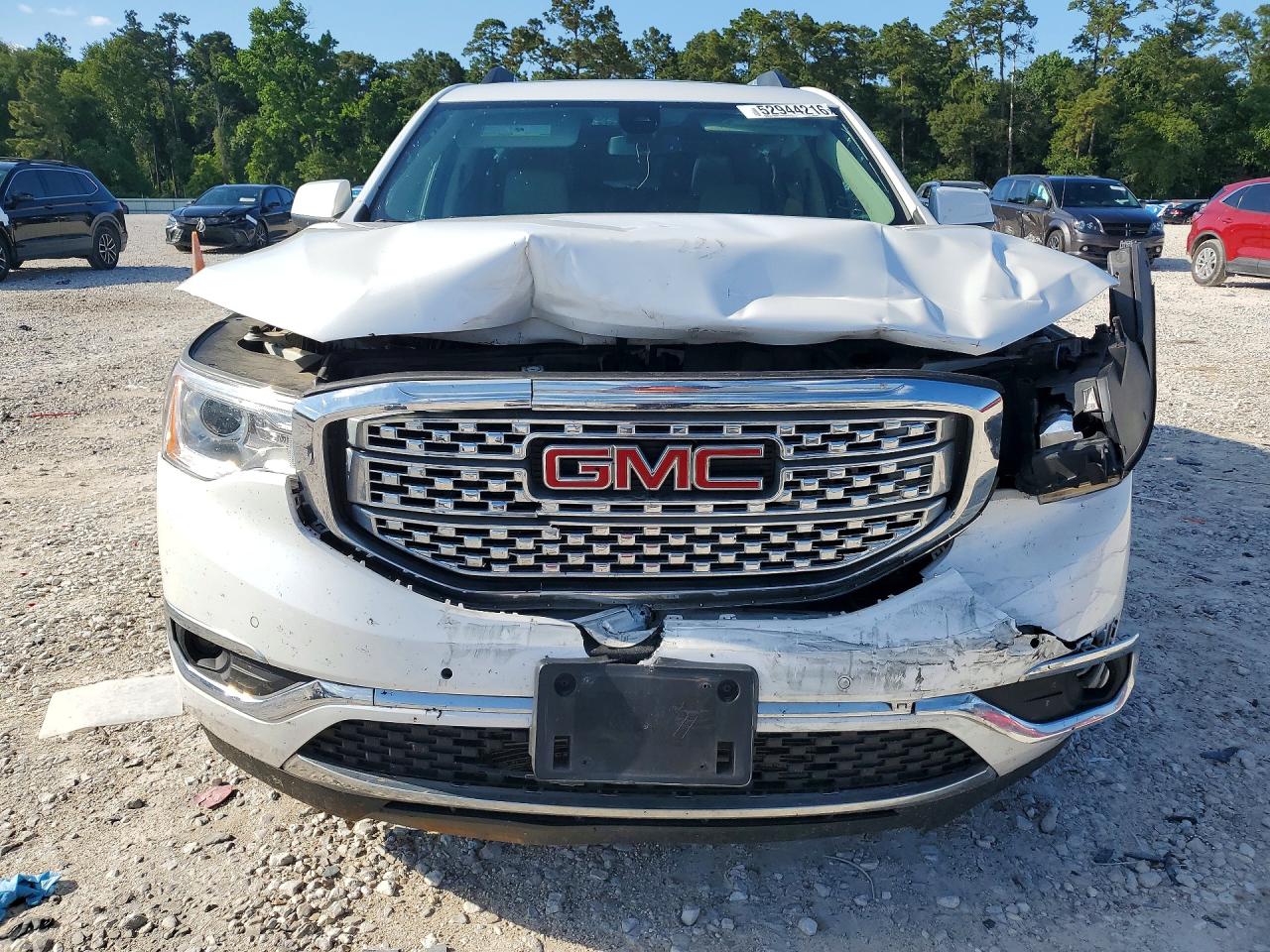 GMC Acadia Denali