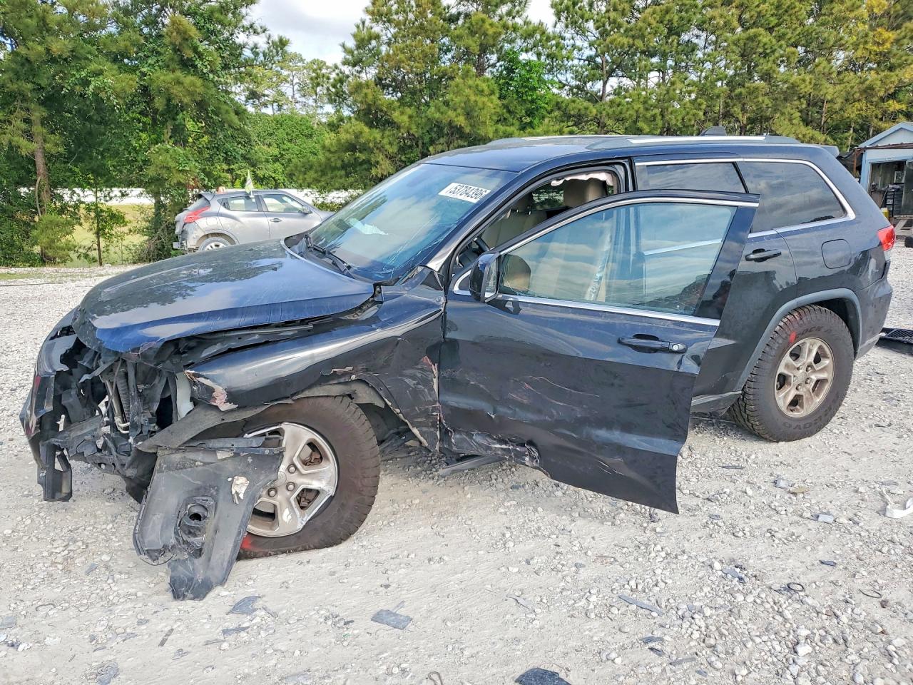 Salvage Jeep Cherokee Image