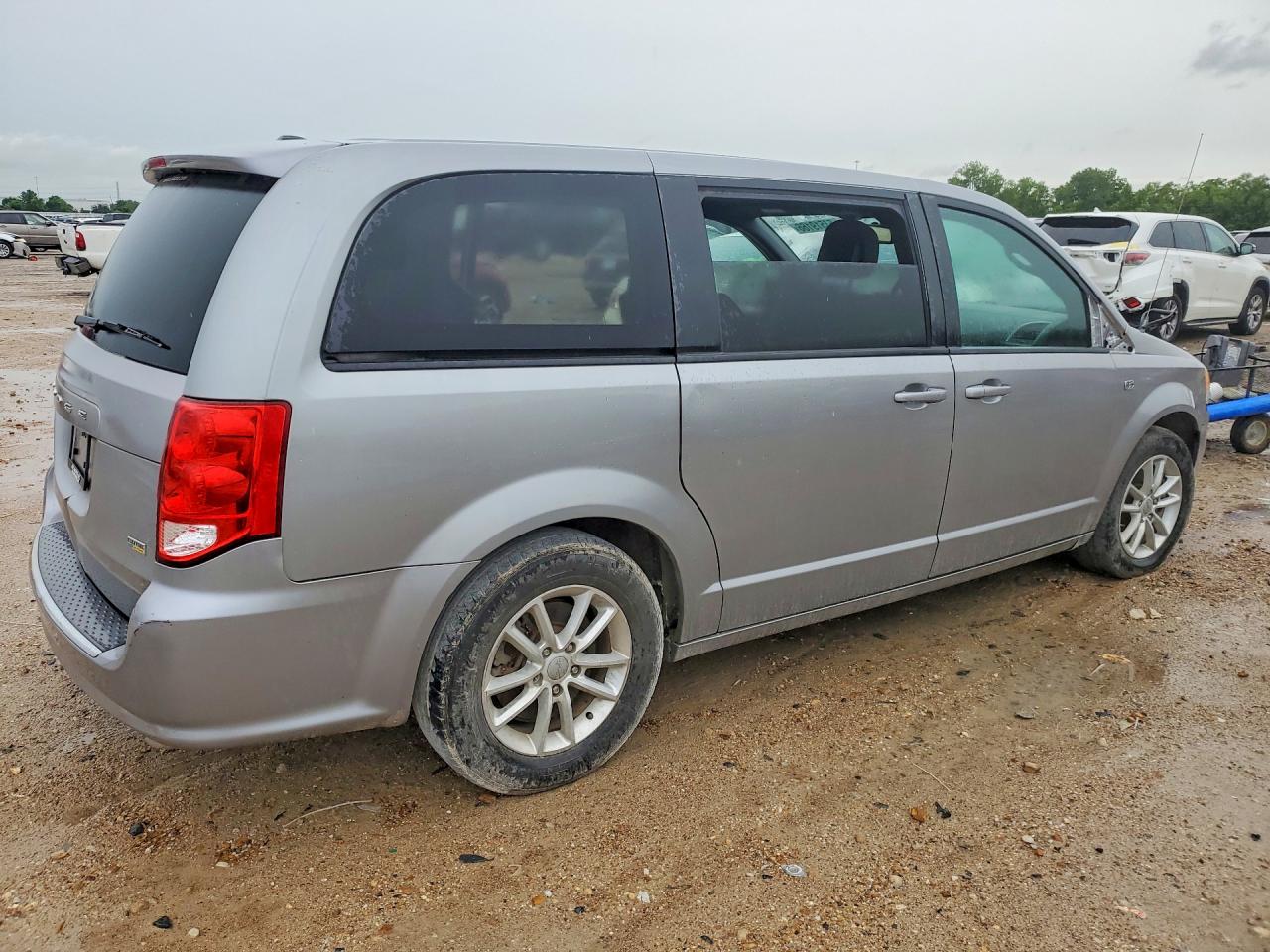 Dodge Caravan Se