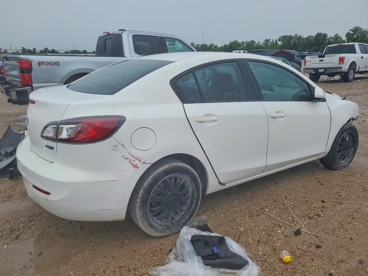 Mazda 3 I