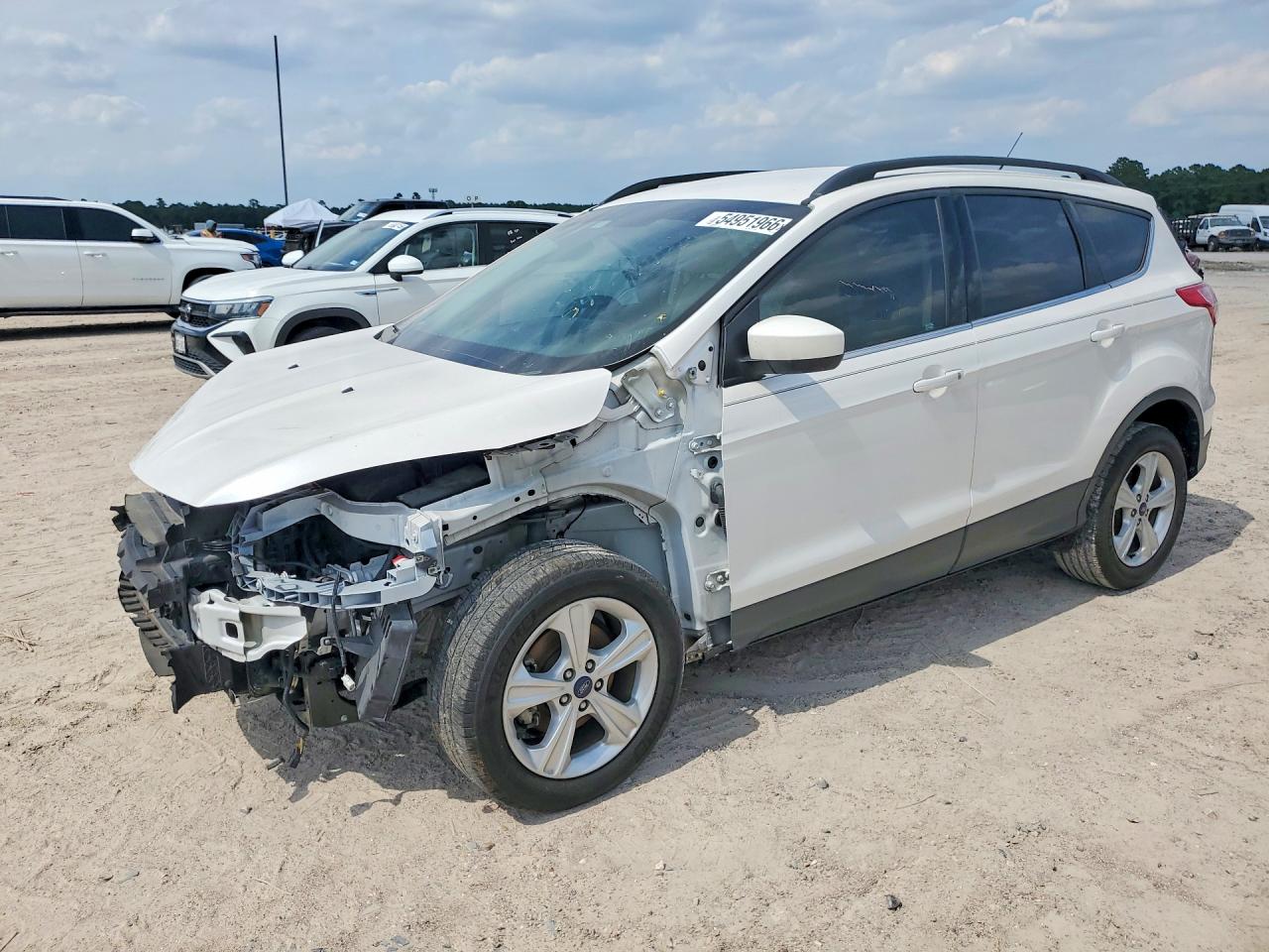 Salvage Ford Escape Image