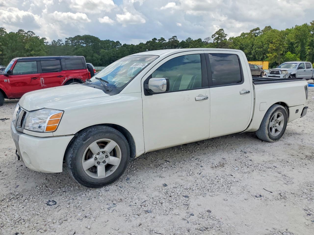 Salvage Nissan Titan Image