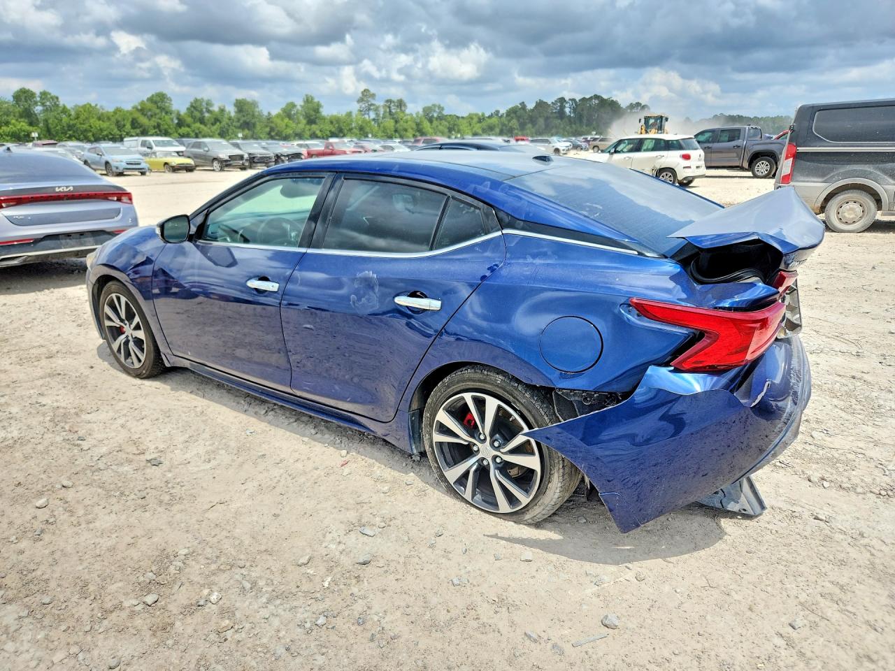 Nissan Maxima Platinum