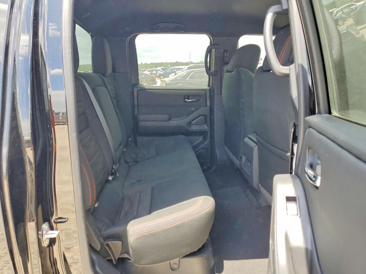 Nissan Frontier Pro-x
