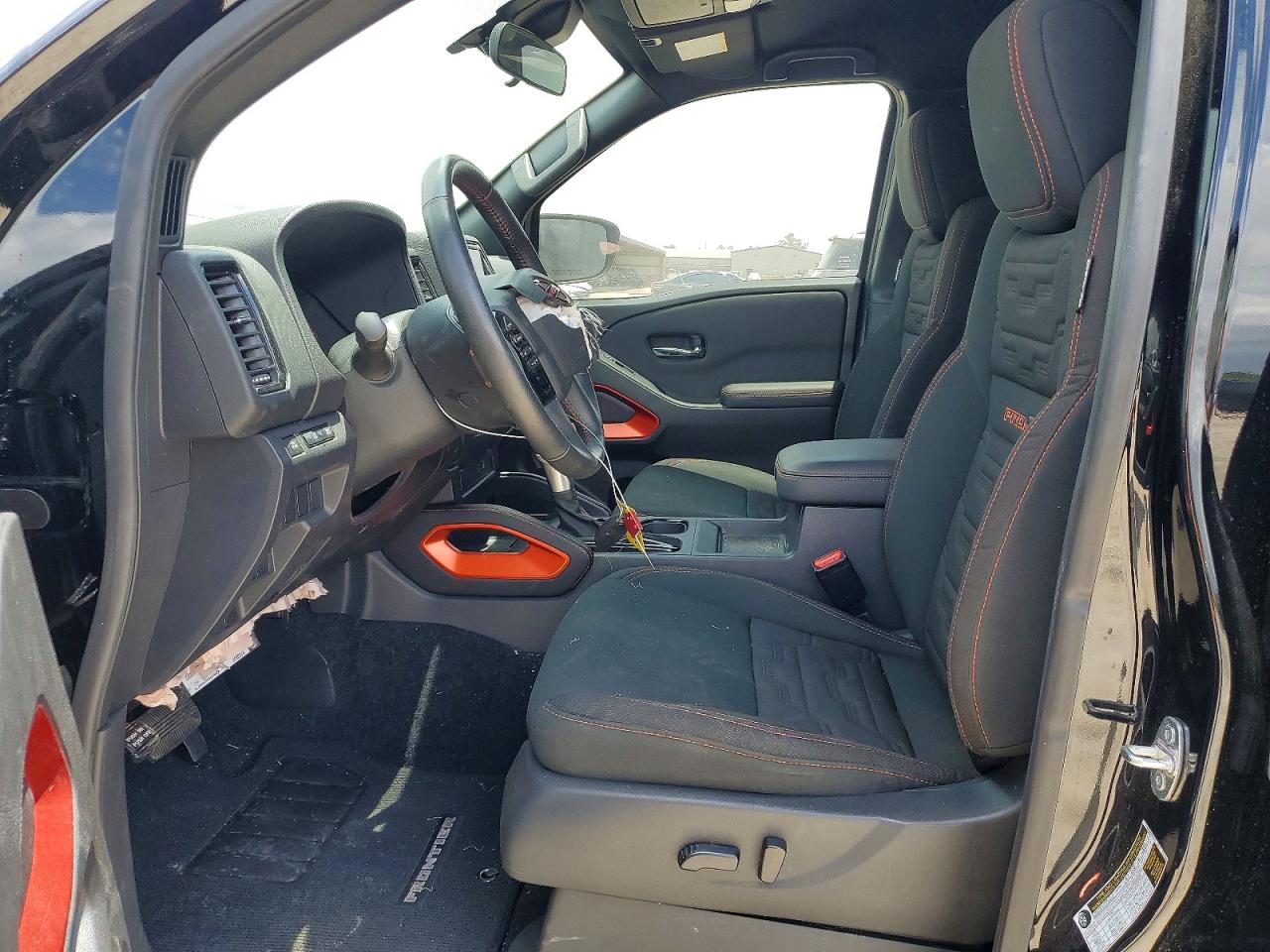 Nissan Frontier Pro-x