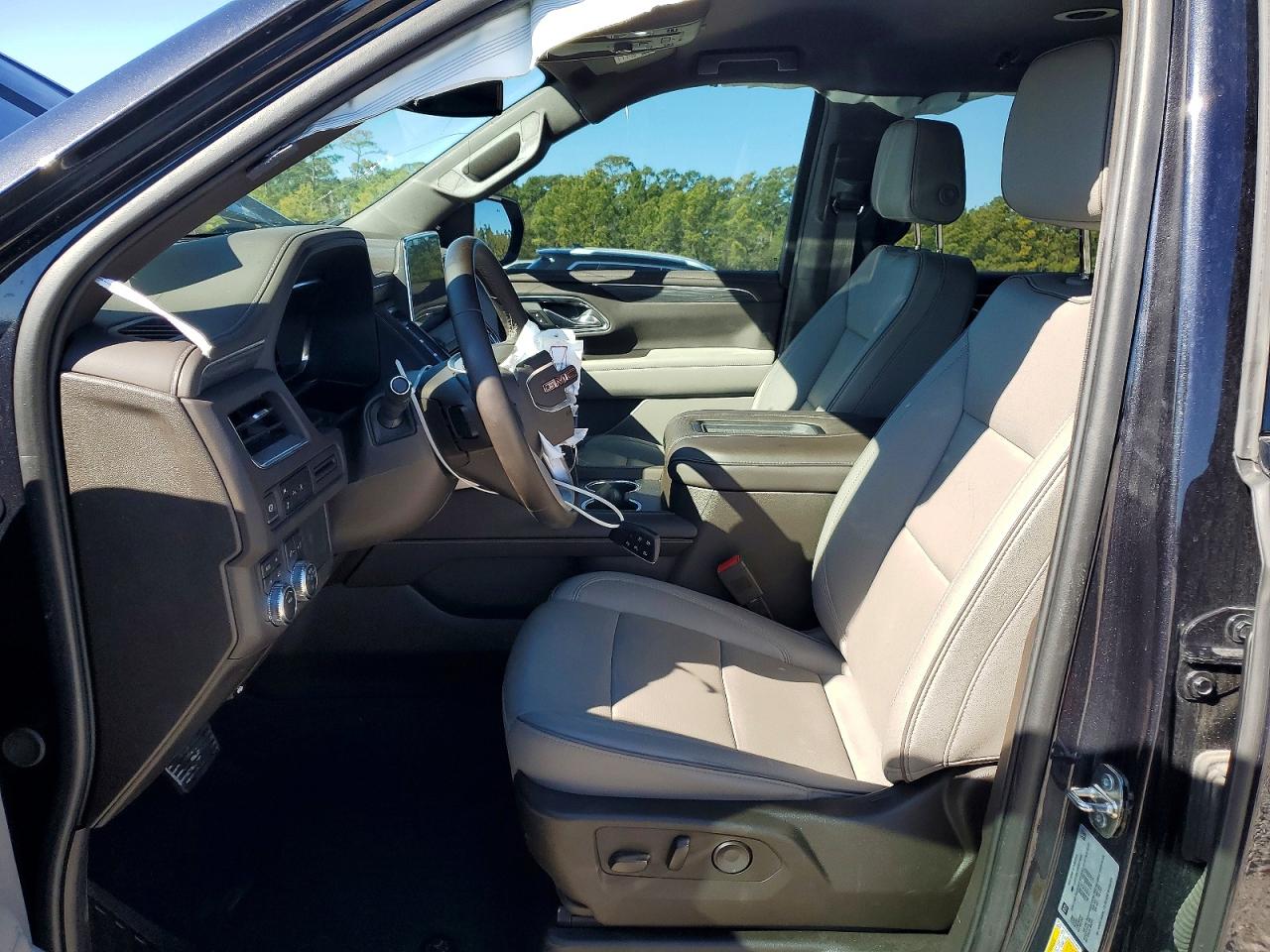 GMC Yukon Slt