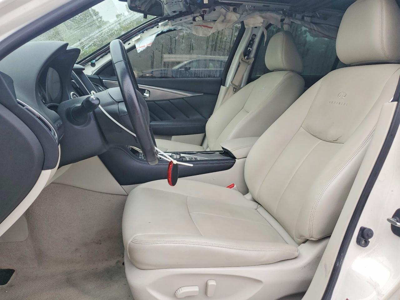 INFINITI Q50 Base