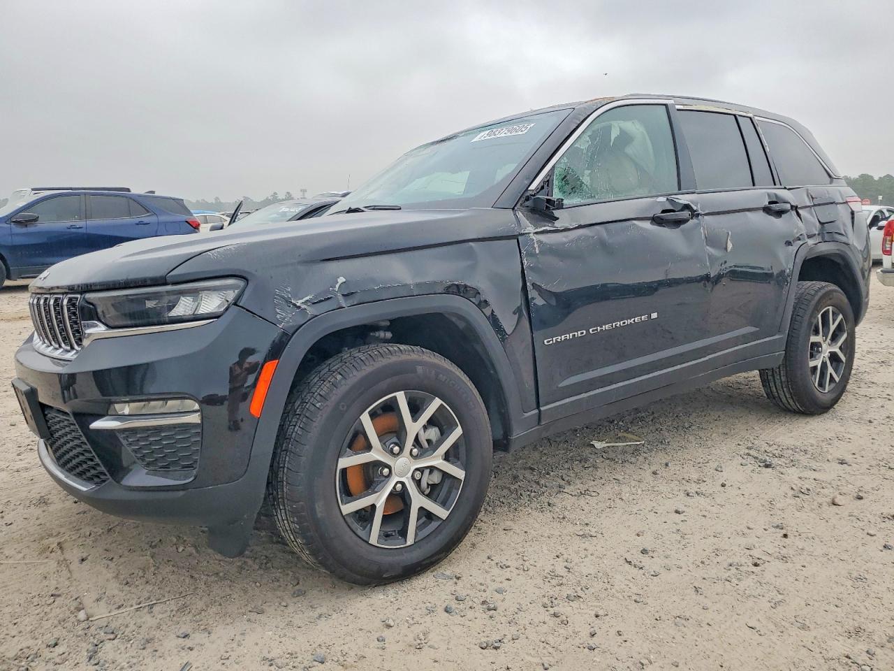 Salvage Jeep Grand Cherokee Image