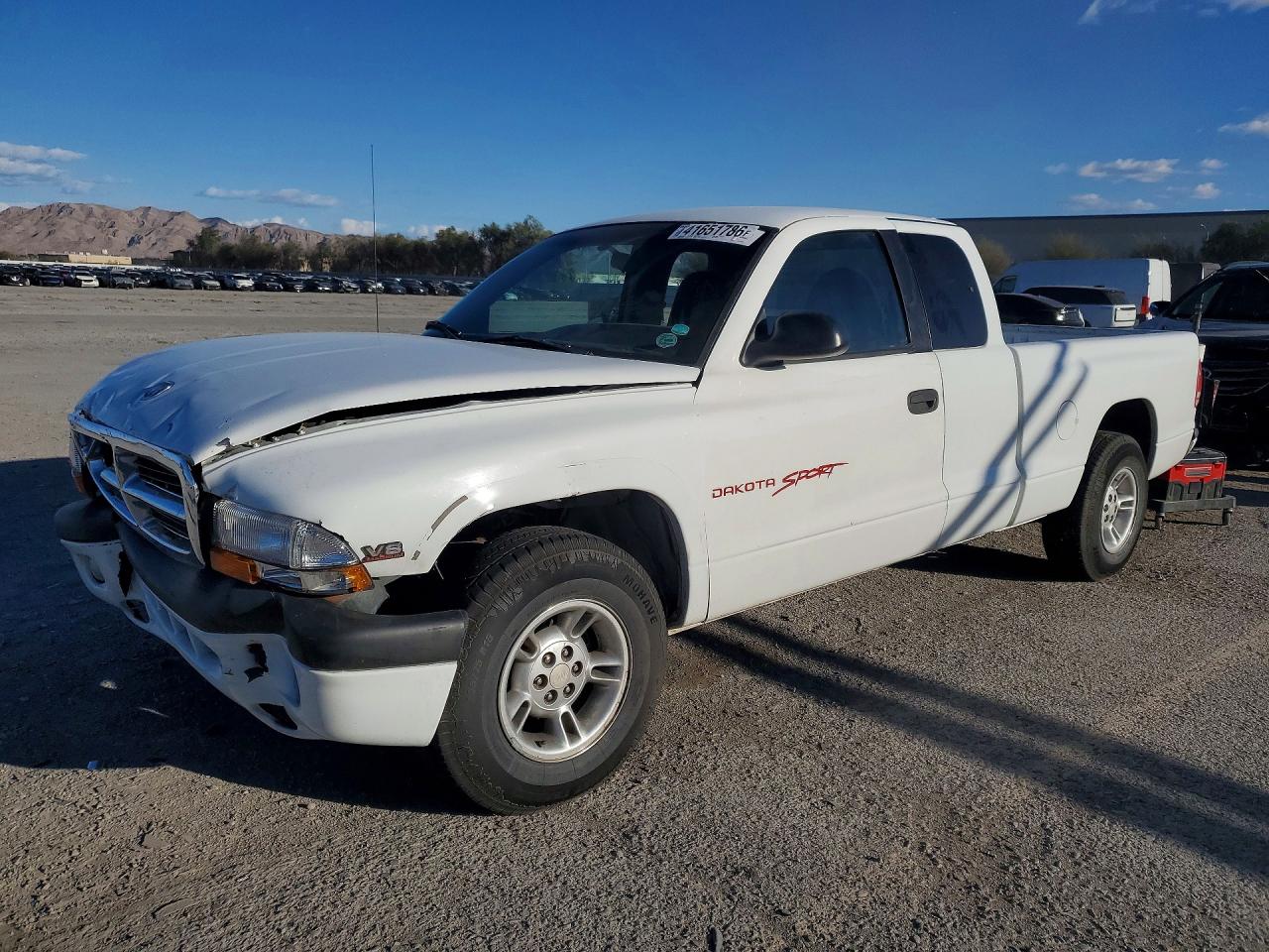 Salvage Dodge Dakota Image