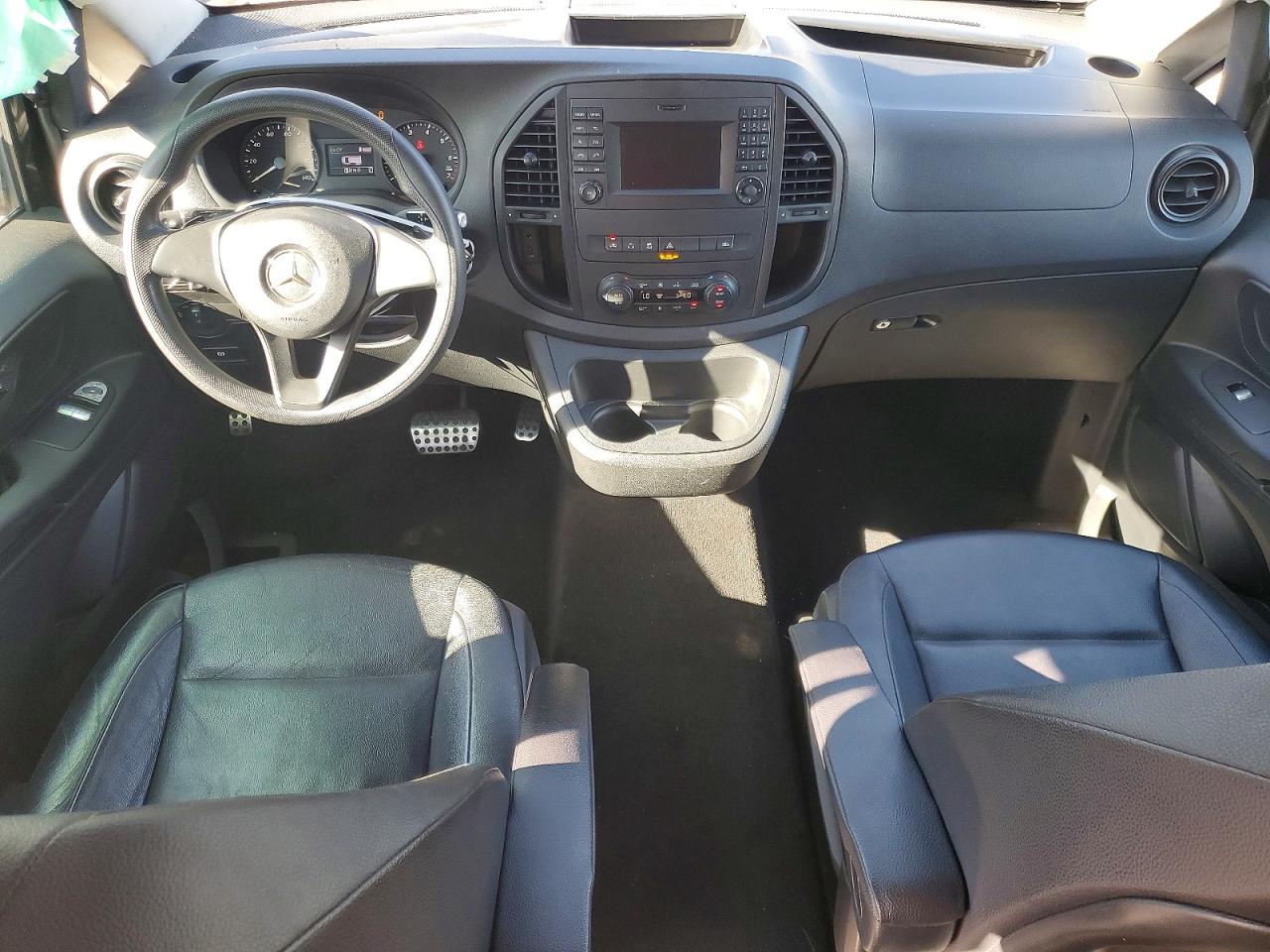 Mercedes-Benz Metris
