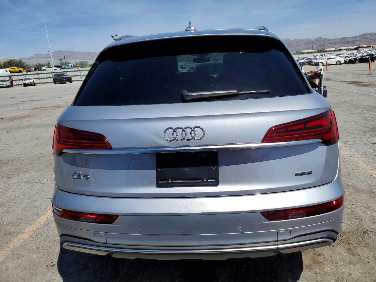 Audi Q5 Premium Plus 40