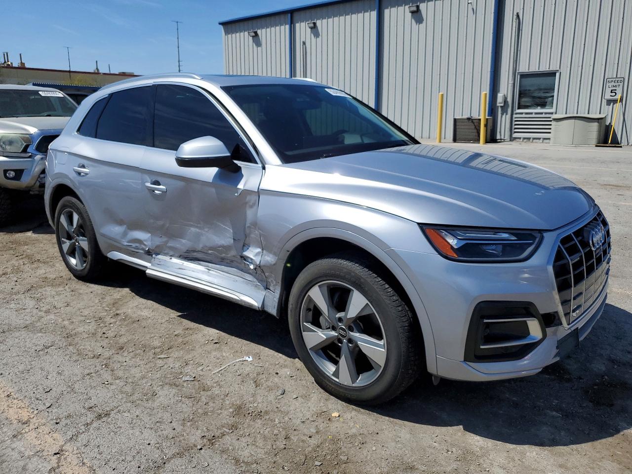 Audi Q5 Premium Plus 40
