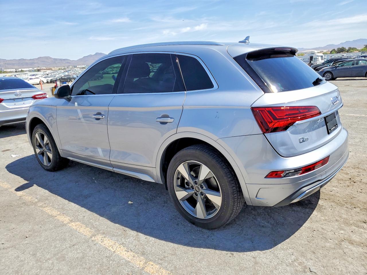 Audi Q5 Premium Plus 40