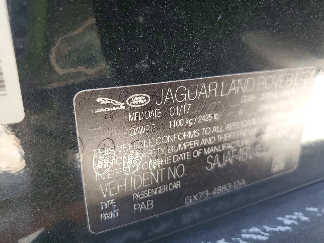 Jaguar XE R - Sport