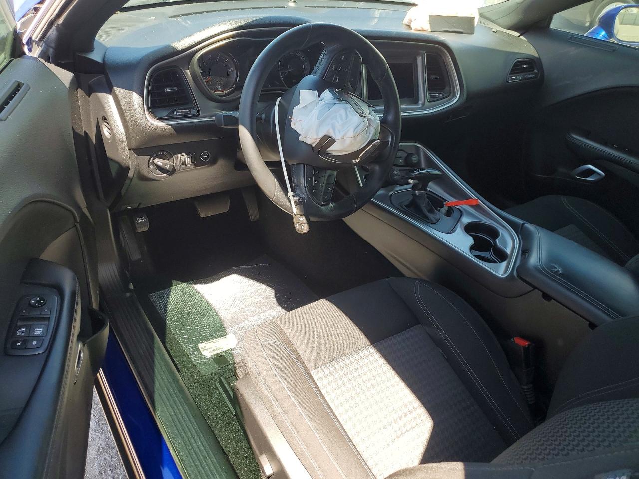 Dodge Challenger Sxt
