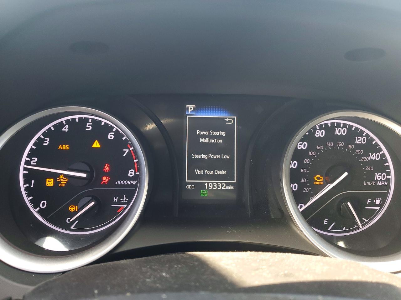 Toyota Camry Le