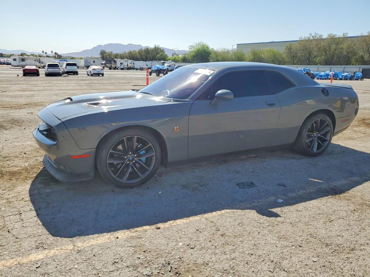 Salvage Dodge Challenger Image