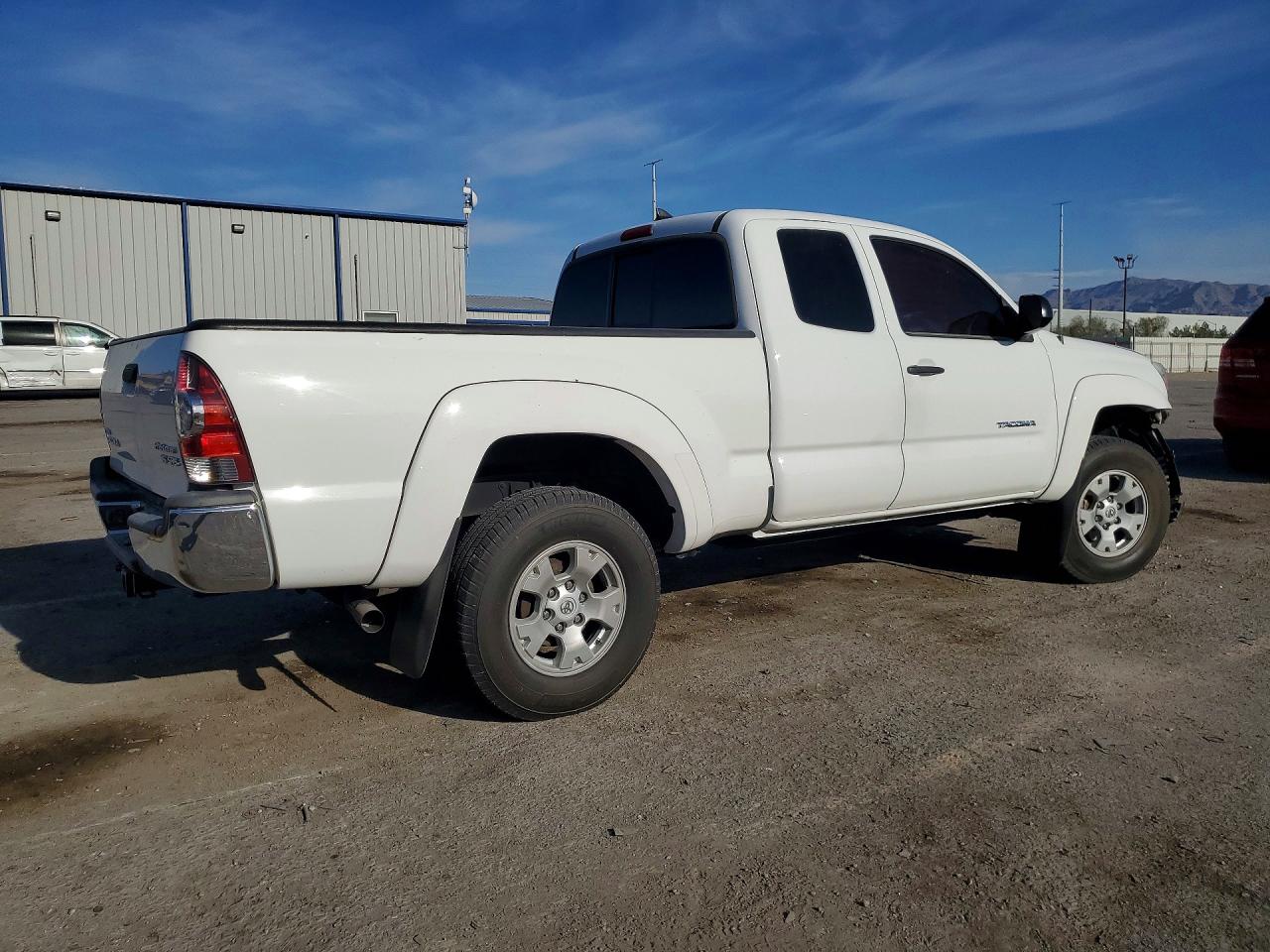 Toyota Tacoma Prerunner Access Cab