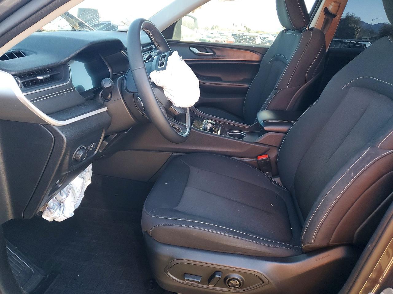 Jeep Grand Cherokee L Laredo