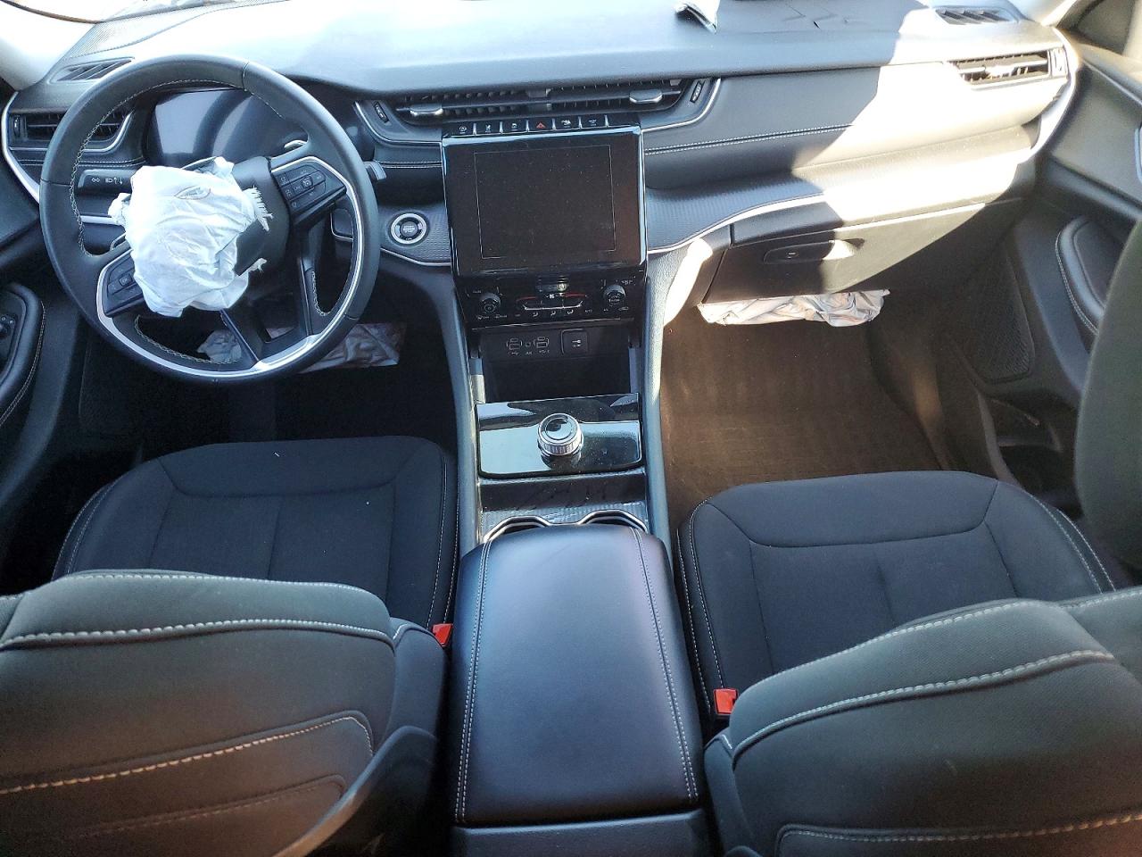 Jeep Grand Cherokee L Laredo