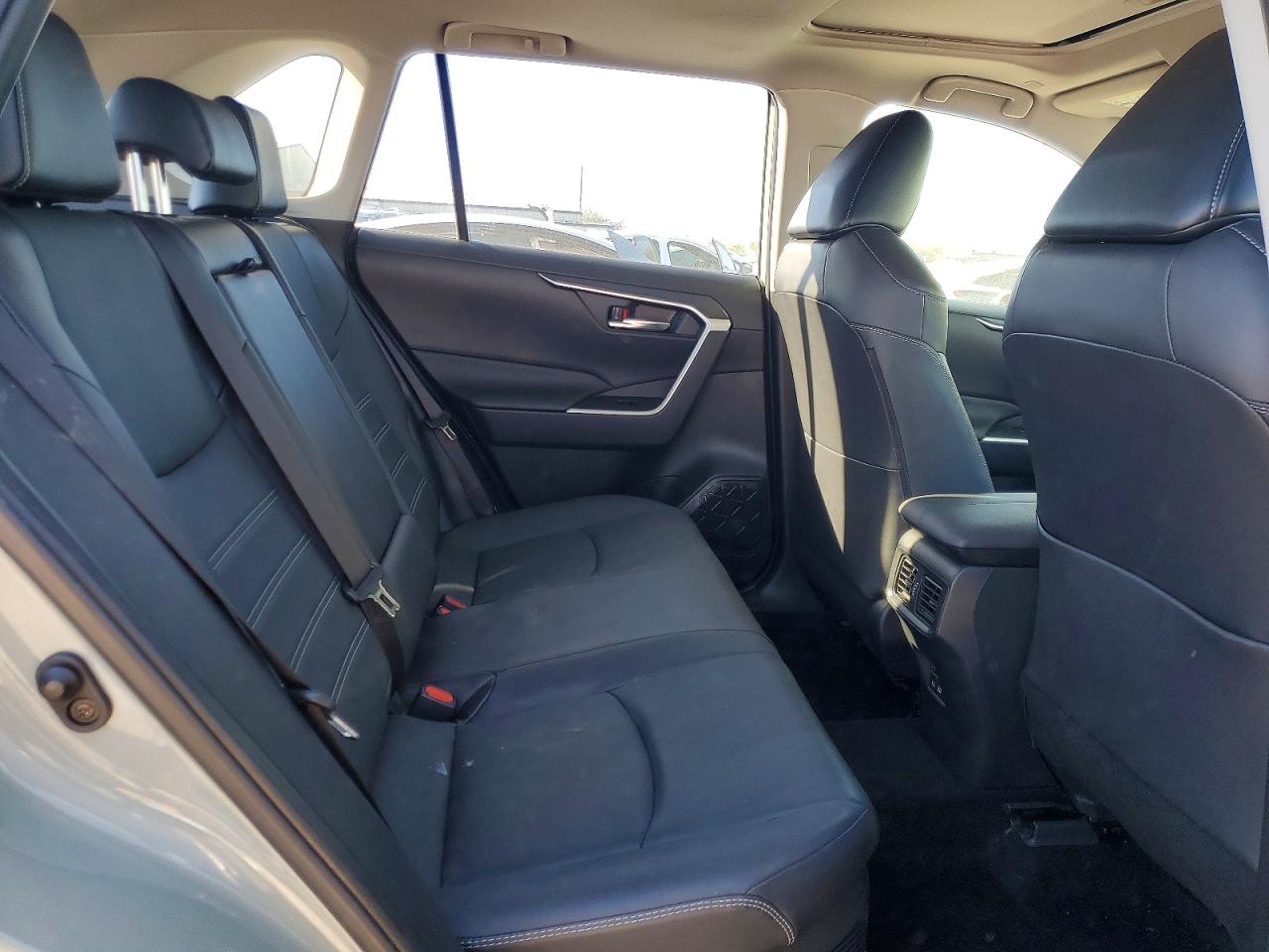 Toyota RAV4 Xle Premium