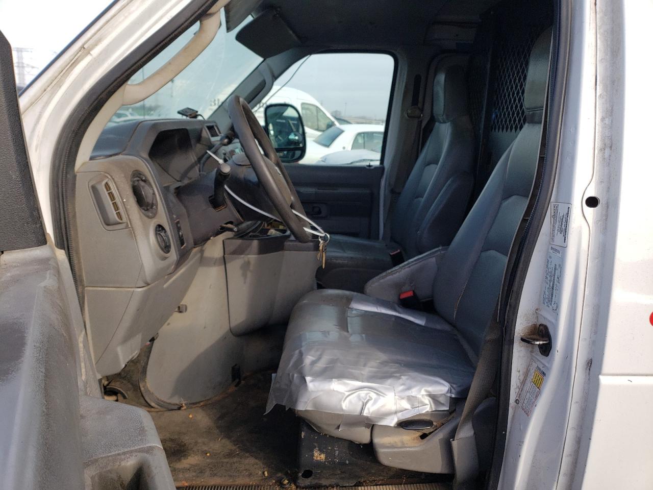 Ford Econoline E150 Van