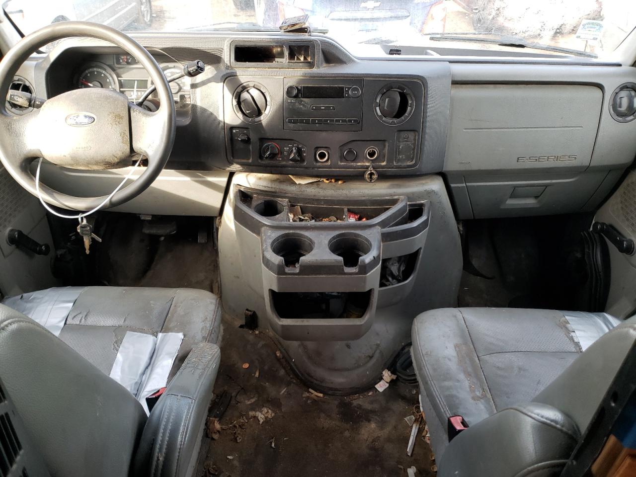 Ford Econoline E150 Van