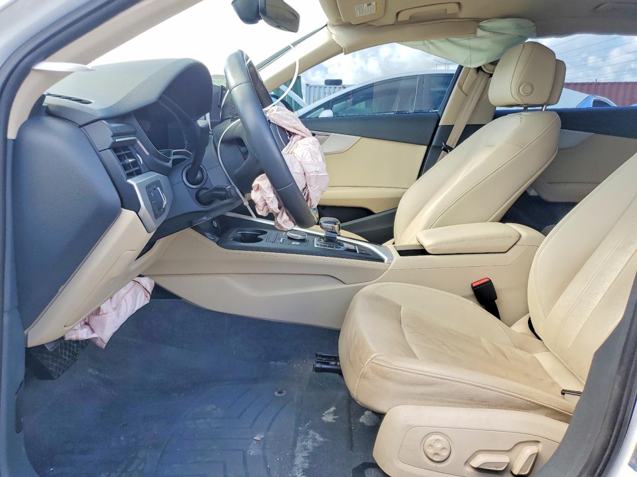 Audi A4 Premium