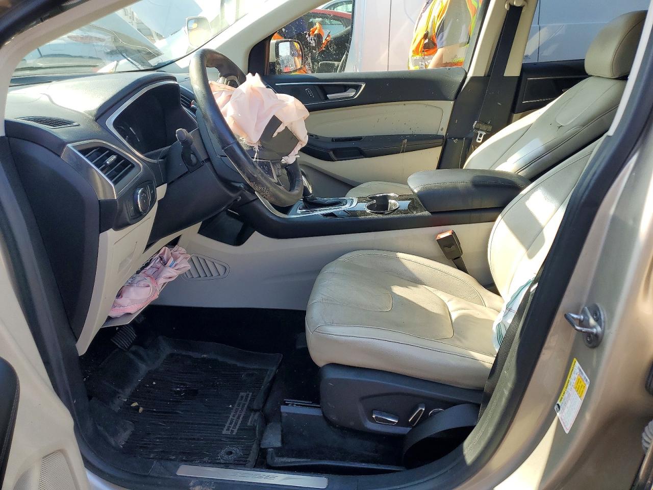 Ford Edge Titanium